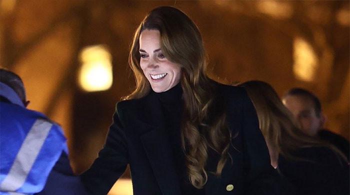 Kate Middleton's Massive 30,000 Flower Display Honours Cancer Victims in Heartfelt Tribute