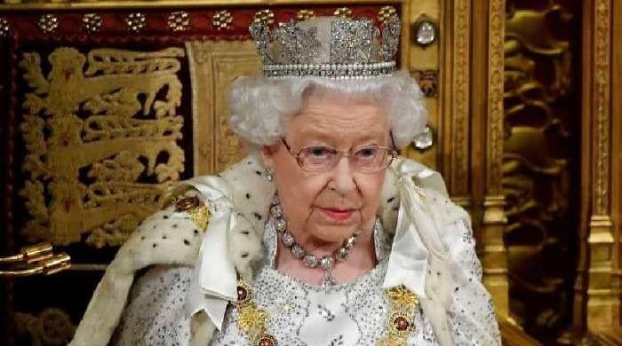 Queen Elizabeth II’s Path to the Throne Almost Never Happened After Her Mother’s Tragedy